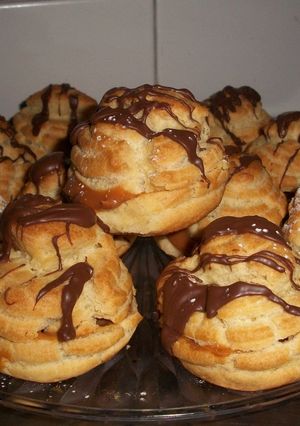 Una foto de Profiteroles fáciles