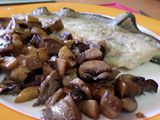 Rodaballo con setas