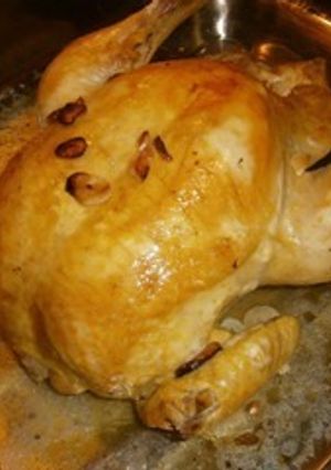 Una foto de Pollo entero tradicional 