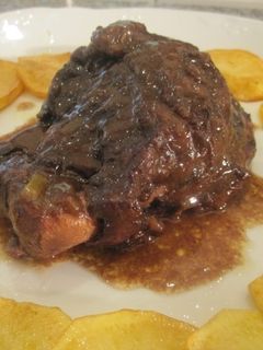 Una foto de Carrilleras de cerdo guisadas al vino tinto