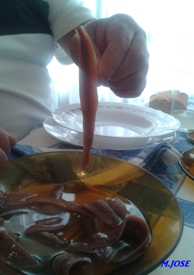 Una foto de Cogollos de Tudela con anchoas