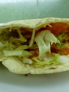 Una foto de Tortitas mexicanas con queso y verduras