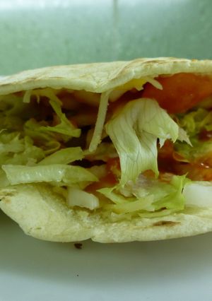 Una foto de Tortitas mexicanas con queso y verduras