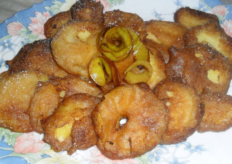 Buñuelos de manzanas con pasta Orly