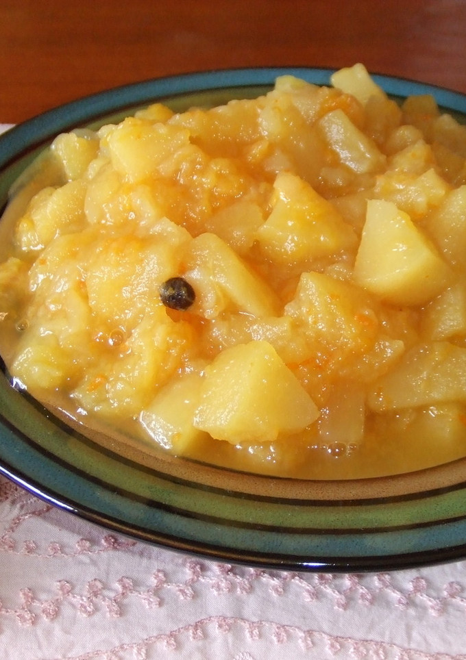Una foto de Compota de manzana y ciruelas