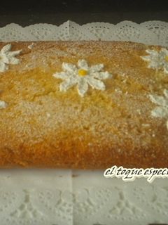 Una foto de Bizcocho con yogurt griego