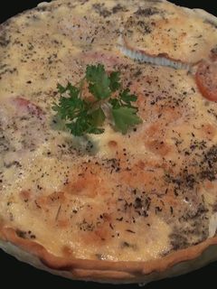 Una foto de Quiche de tomate y queso de cabra