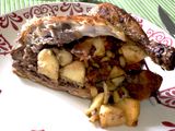 Pollo picantón relleno de manzana y sobrasada