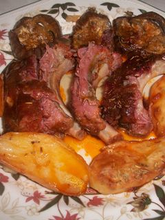 Una foto de Costillas adobadas al horno con verduras al vino blanco de Rueda