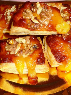 Una foto de Hojaldritos de queso y nueces