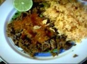Una foto de salsa para birria
