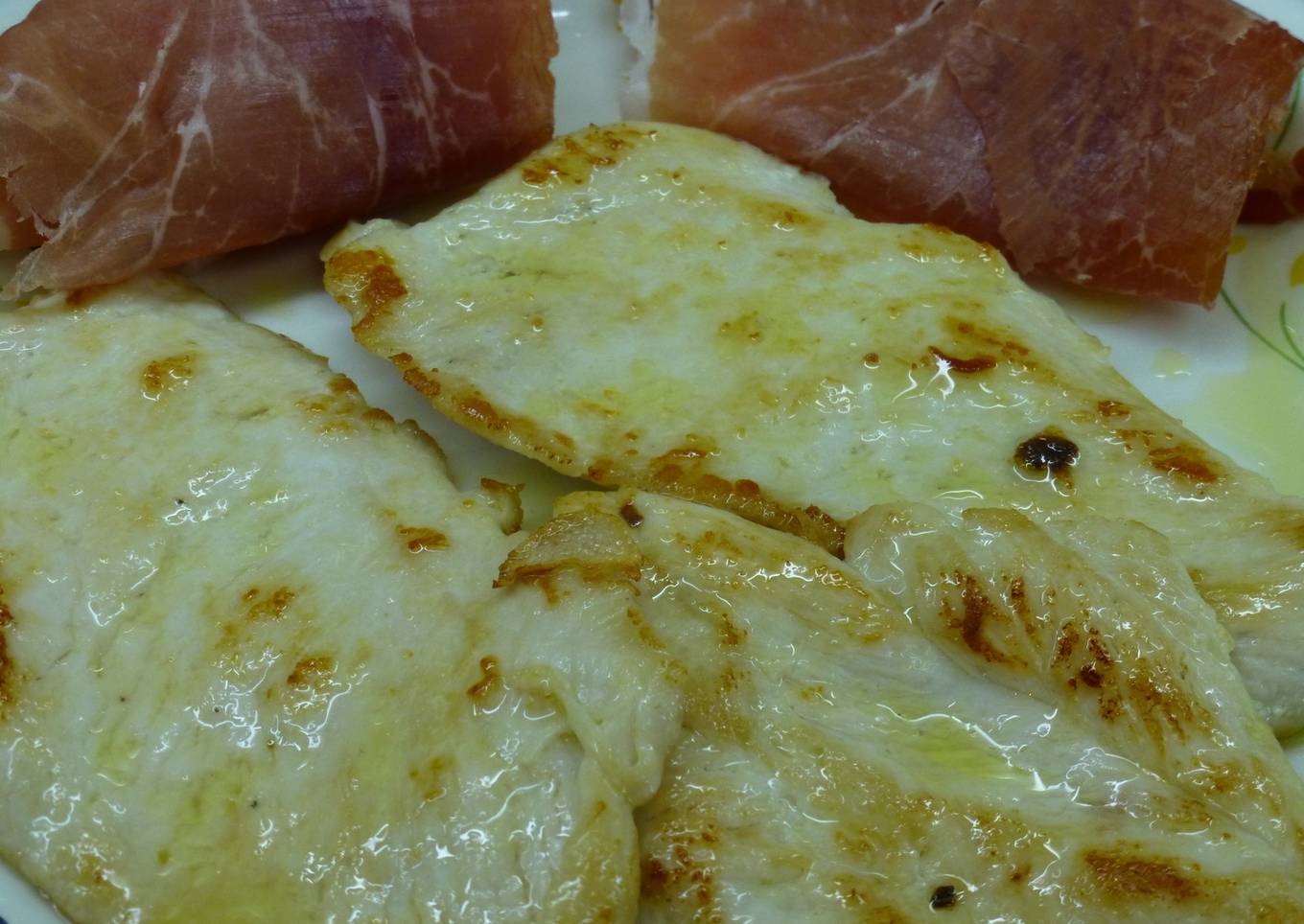 Pechugas con jamón