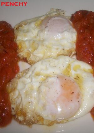 Una foto de Salsa de tomates Raff con jamón ibérico al vino blanco