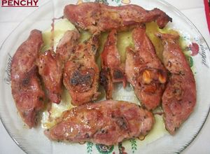 Foto principal de Chuletas de pavo adobadas al ajillo con vino blanco al horno