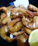 Langostinos en tempura con salsa