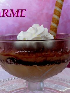 Una foto de Falso tiramisú de turrón