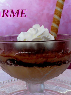 Una foto de Falso tiramisú de turrón