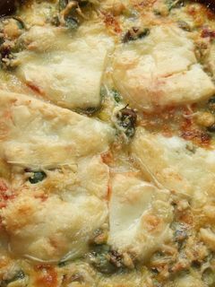 Una foto de Gratinado de habas, alcachofas y coliflor