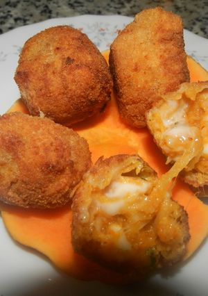 Una foto de Croquetas de calabaza y queso