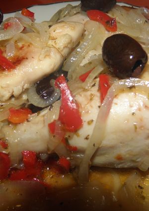 Una foto de Cazuela de pollo y aceitunas