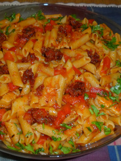Una foto de Macarrones con sobrasada mallorquina
