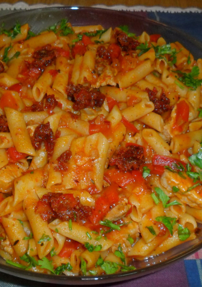 Una foto de Macarrones con sobrasada mallorquina
