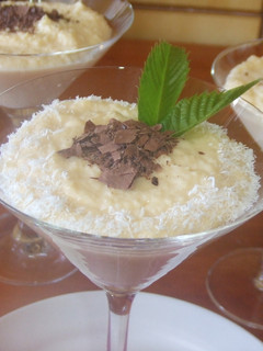 Una foto de Copa de coco rallado y chocolate