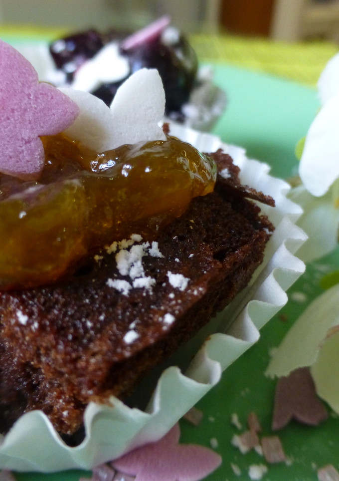 Una foto de Pastelitos de chocolate con mermeladas