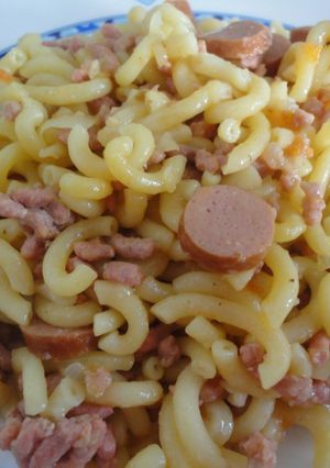 Una foto de Fideos con carne a la cazuela