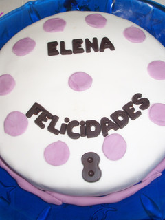 Una foto de Tarta de pasta de azúcar