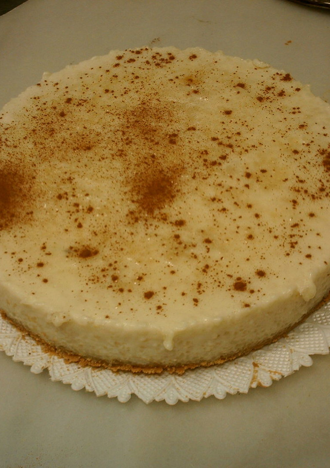 Una foto de Tarta de arroz con leche con base de galletas