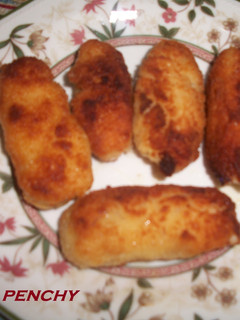 Una foto de Croquetas de ahumados en aceite al curry