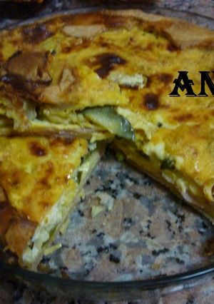 Una foto de Tarta zapallitos y sopa crema cebollas