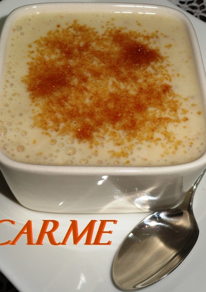 Una foto de Batido de plátano y yogur con muesli