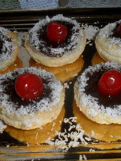 Una foto de Bocaditos de dulce de leche y chocolate amargo