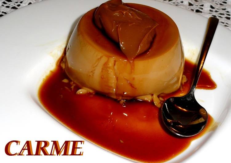 Flan de café con dulce de leche
