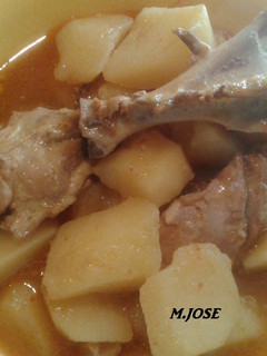 Una foto de Patatas guisadas con lechazo