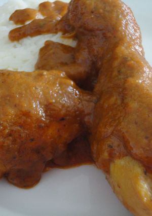 Una foto de Muslitos de pollo con especias marroquíes