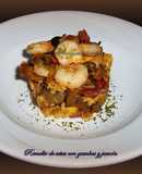 Setas con jamón y gambas en revoltijo
