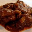 Conejo con jerez y frutos secos