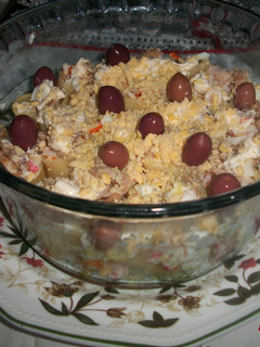 Una foto de Paccheris rellenos de ensalada de mar