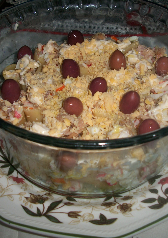 Una foto de Paccheris rellenos de ensalada de mar