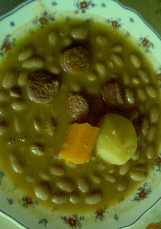 Una foto de Judías pintas con chorizo a mi manera