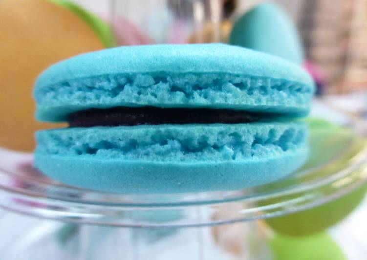 Macarons de chocolate con sabor a naranja