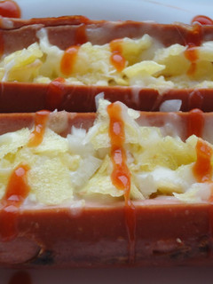 Una foto de Salchichas con queso