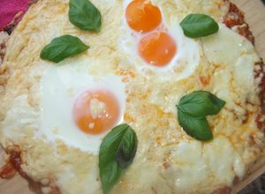 Foto principal de Pizza integral de cheddar y huevos