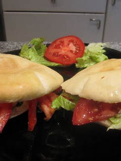 Una foto de Kebabs rellenos de pollo al curry