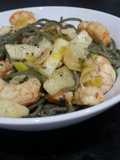 Espaguetis de espelta y alga a la marinera