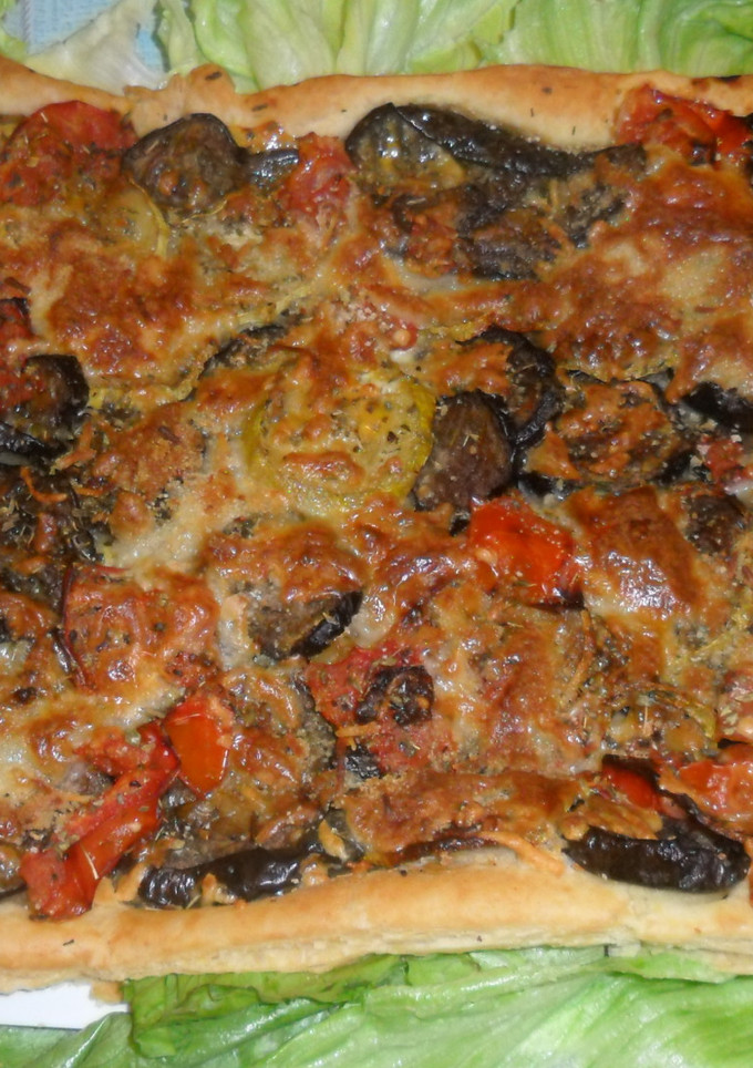 Una foto de Tarta de verduras con queso