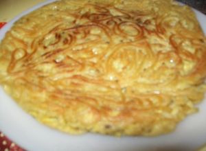 Una foto de TORTILLA DE FIDEOS